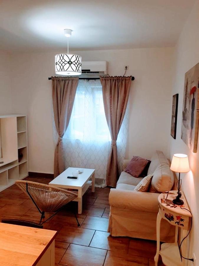 سبليت Studio Apartmant Leona With Parking Place المظهر الخارجي الصورة