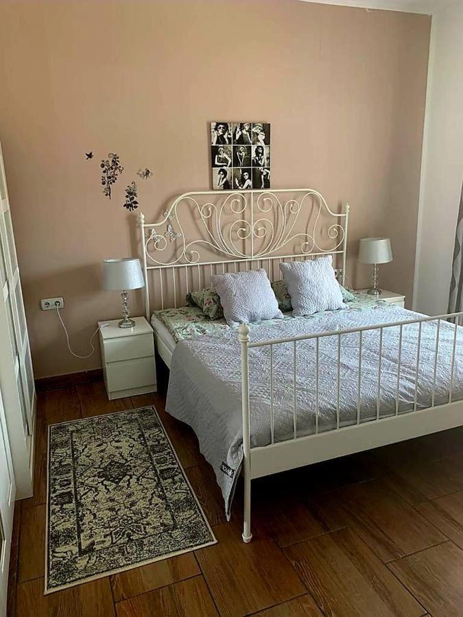 سبليت Studio Apartmant Leona With Parking Place المظهر الخارجي الصورة