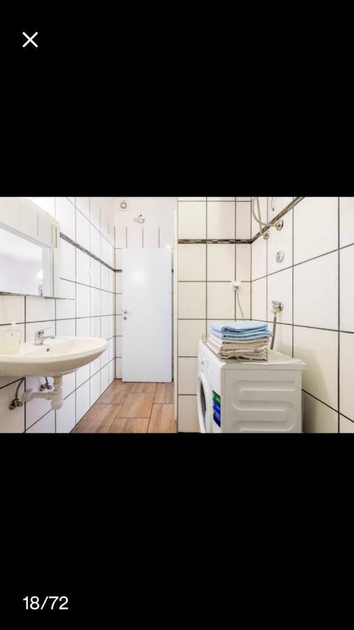 سبليت Studio Apartmant Leona With Parking Place المظهر الخارجي الصورة